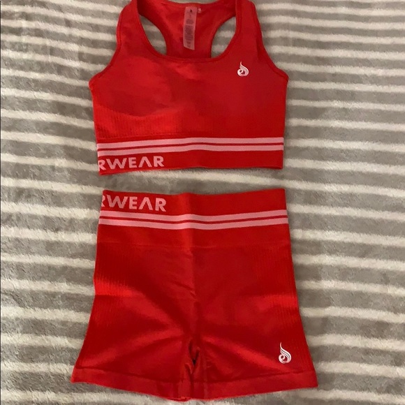 NWOT Ryderwear Freestyle Seamless Set - Picture 1 of 7